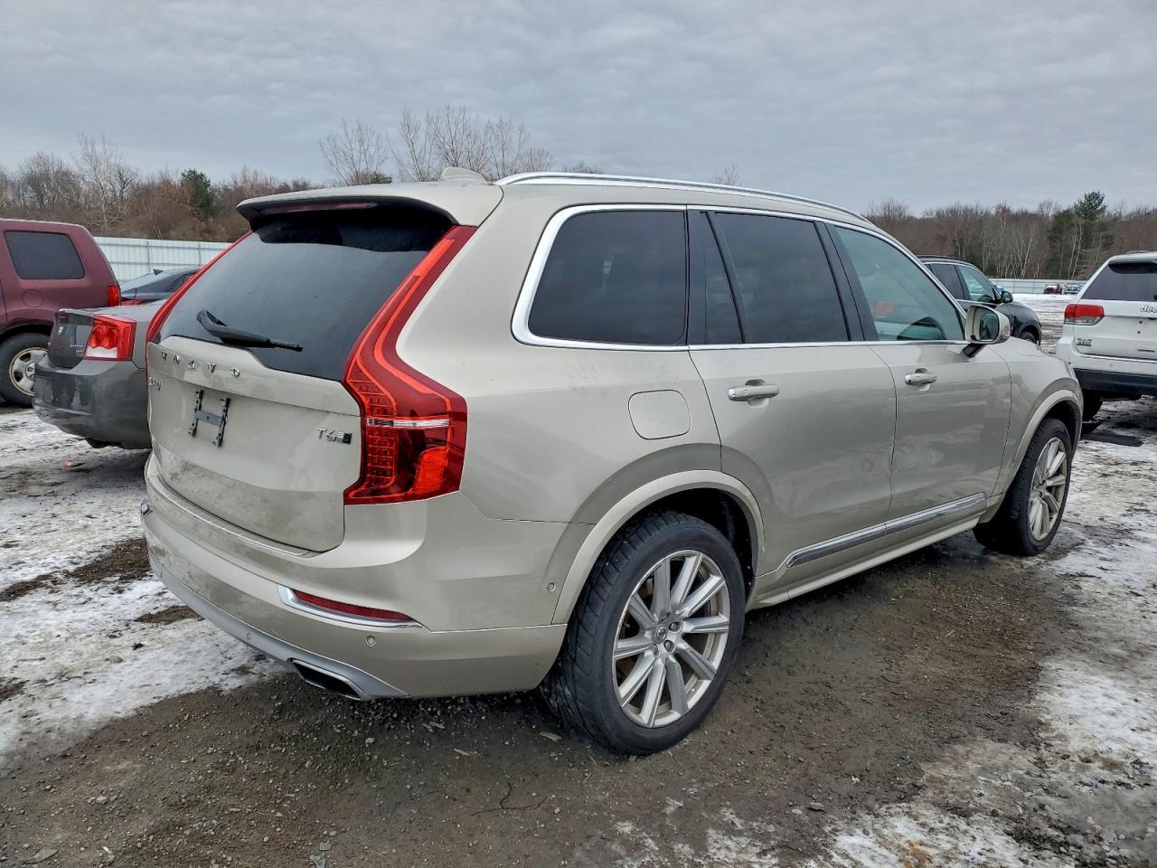 2016 Volvo Xc90 T6 - Фото 3