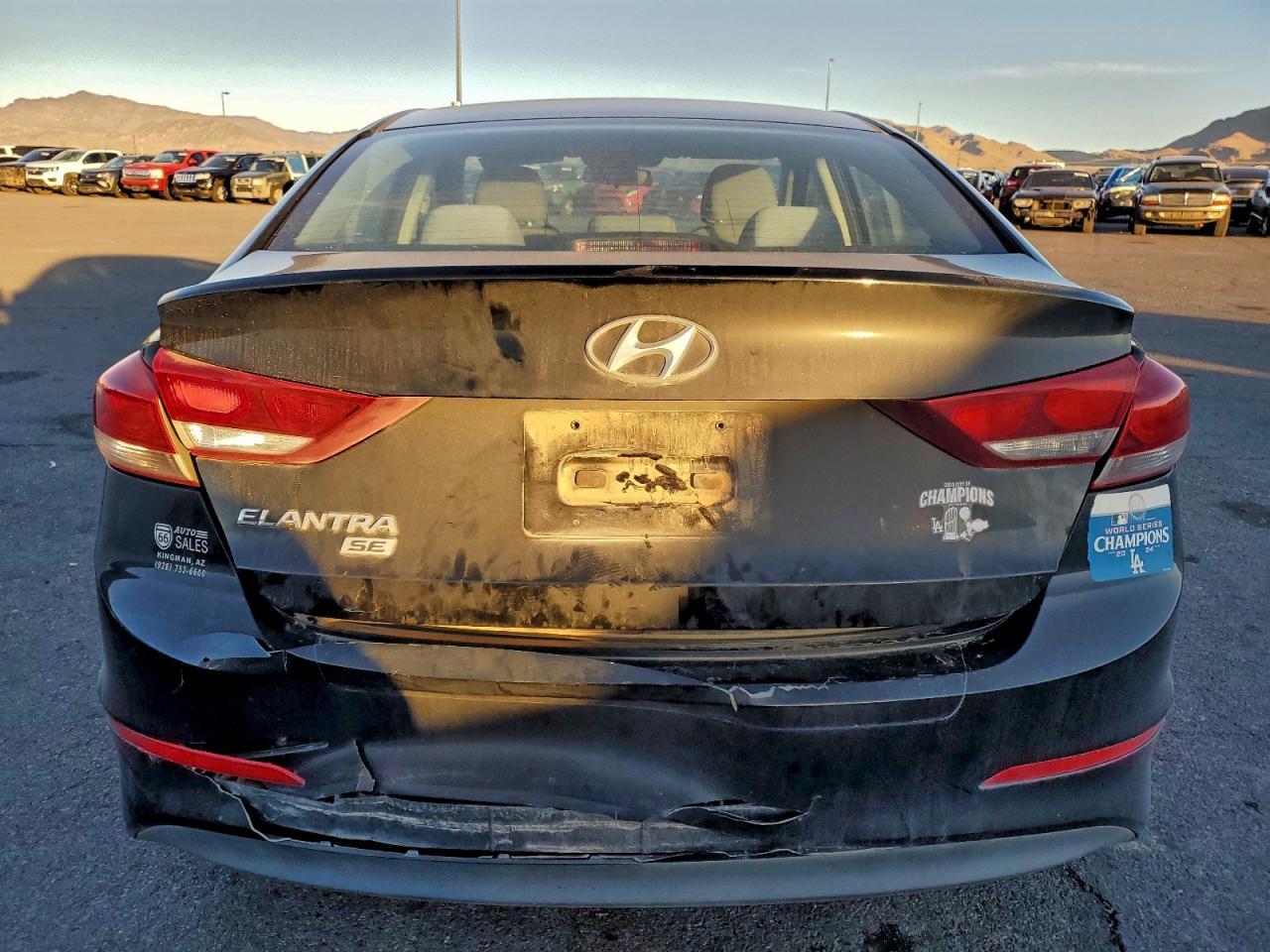 2018 Hyundai Elantra Se - Image 6