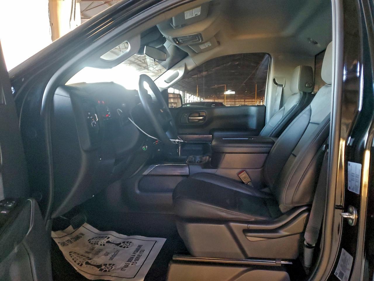 2024 Chevrolet Silverado C1500 - Image 7