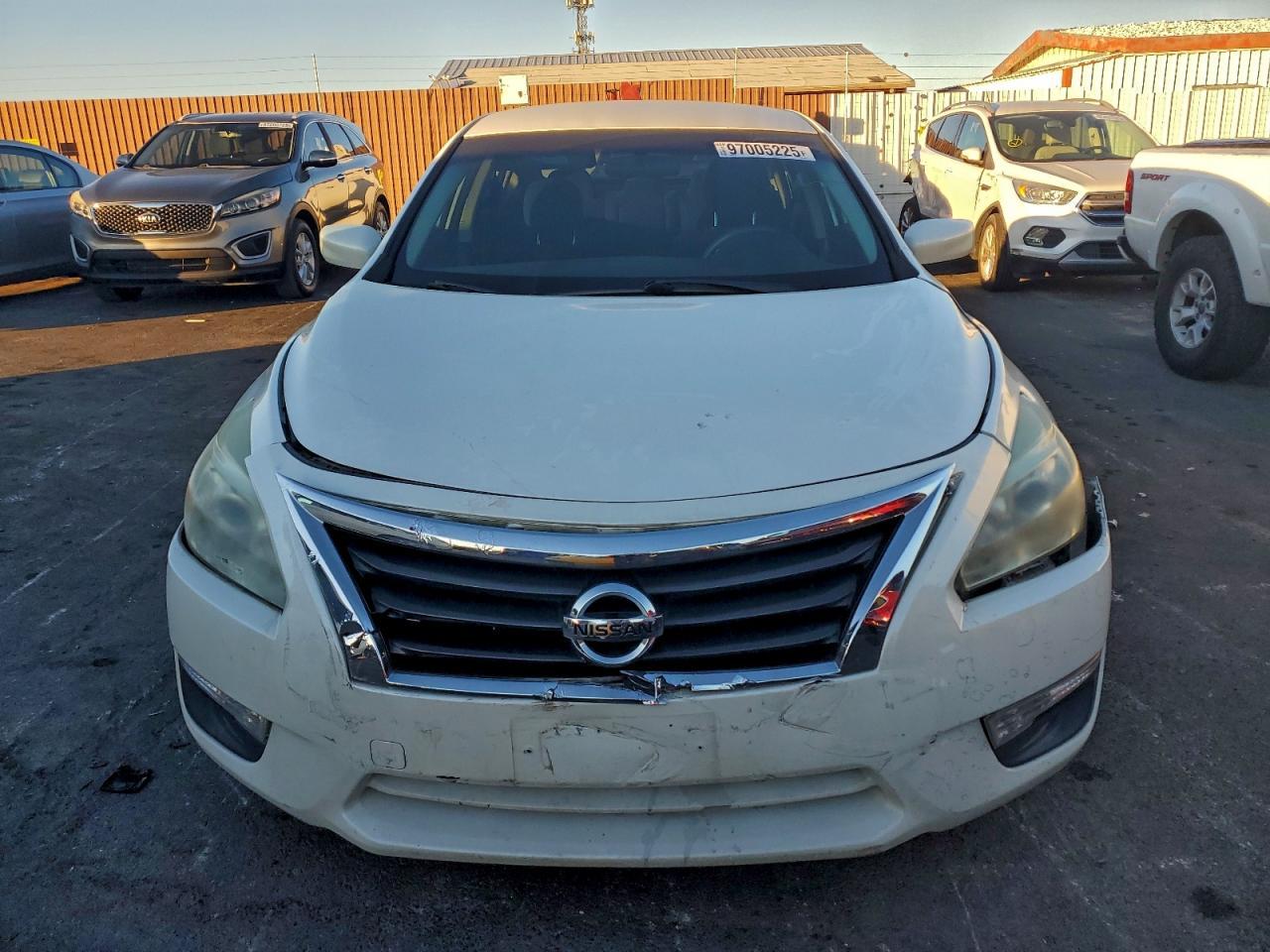 2015 Nissan Altima 2.5 - Image 5
