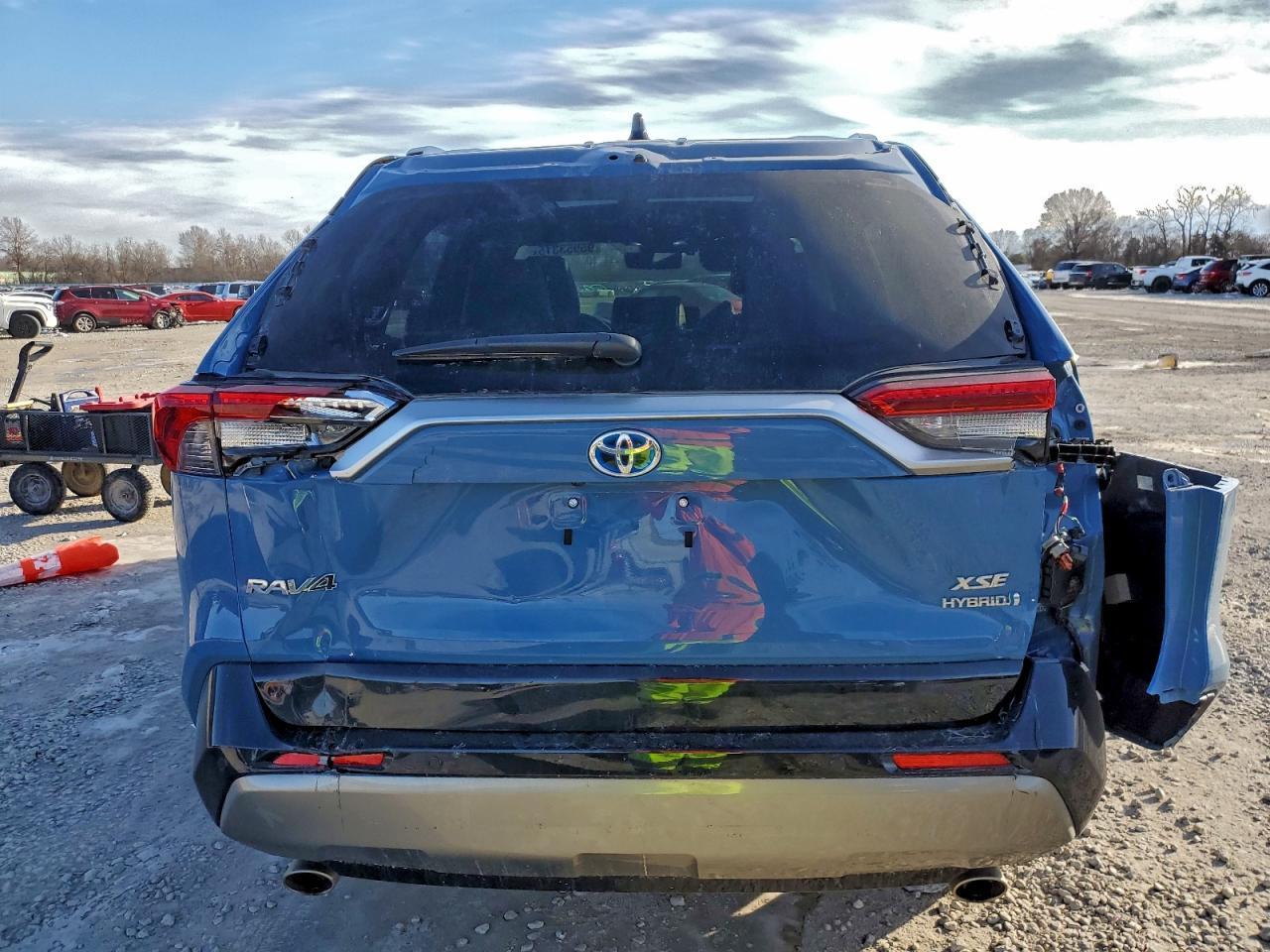 2024 Toyota Rav4 Xse - Фото 6