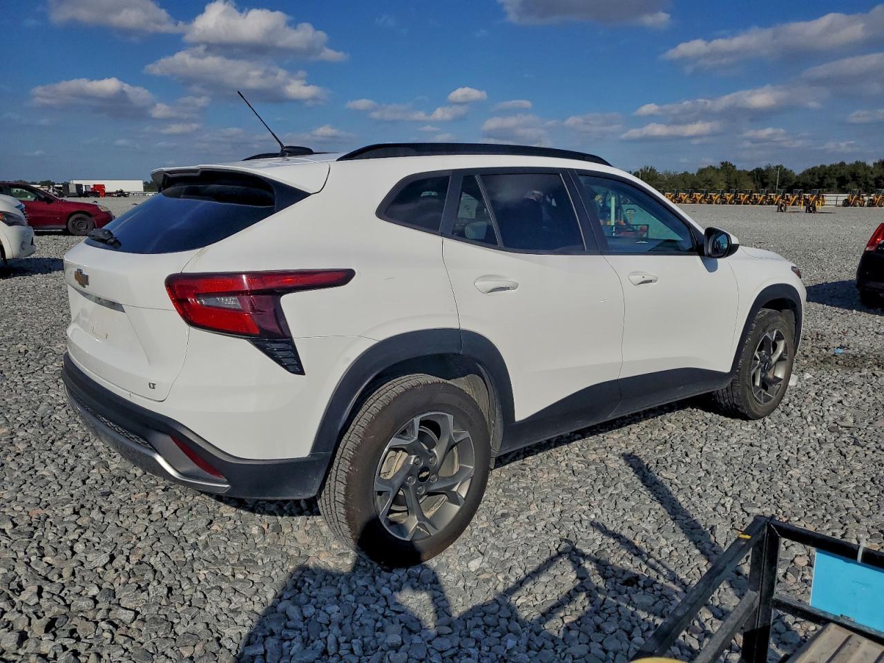2024 Chevrolet Trax 1Lt - Фото 3