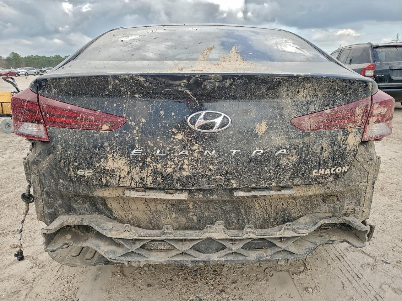 2020 Hyundai Elantra Se - Фото 6