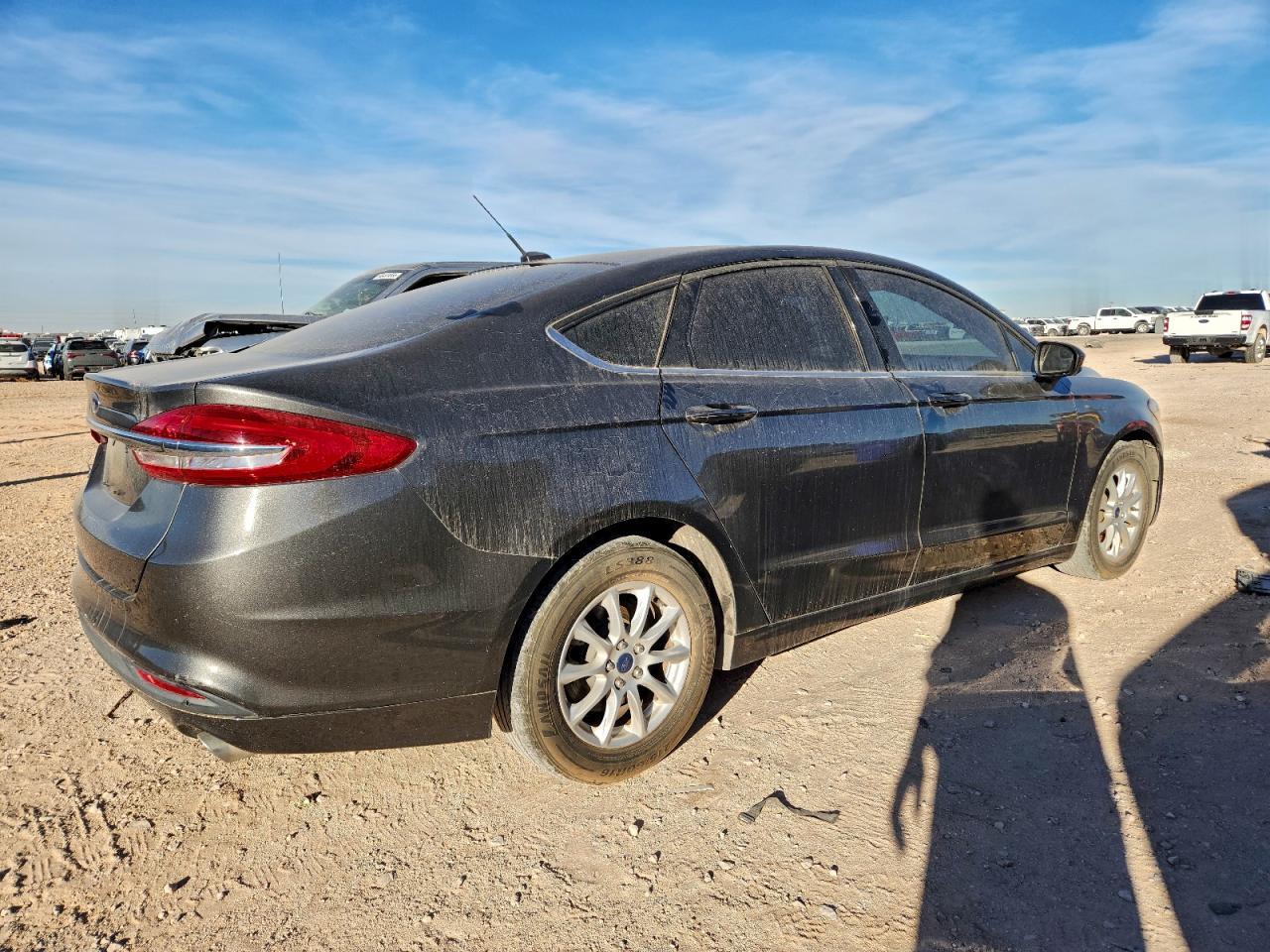 2018 Ford Fusion S - Фото 3