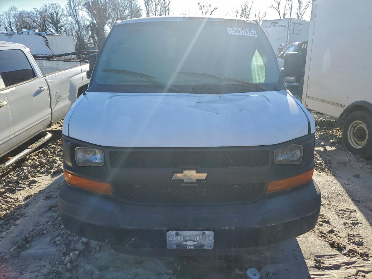 2011 Chevrolet Express G2500 - Фото 5