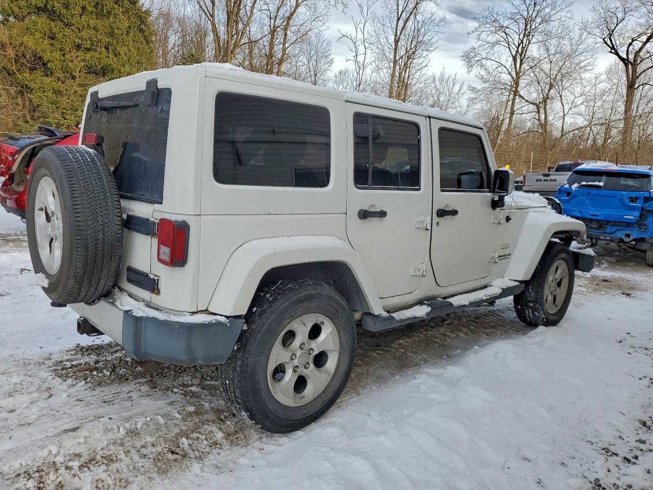 2013 Jeep Wrangler Unlimited Sahara - Фото 3