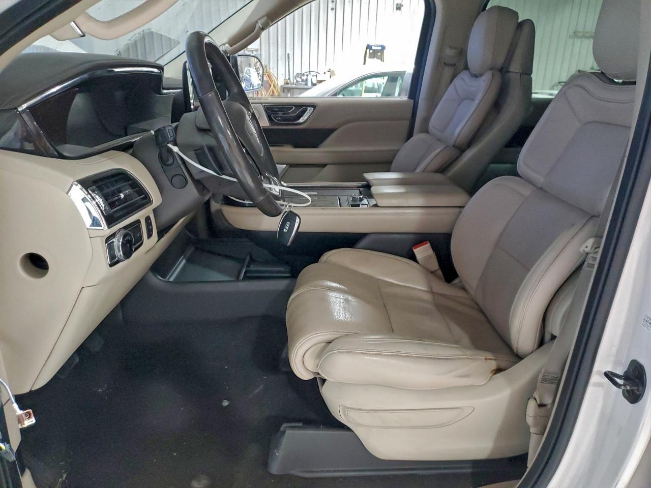 2019 Lincoln Navigator Reserve - Фото 7