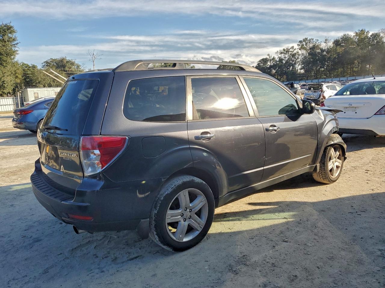 2010 Subaru Forester 2.5X Premium - Image 3