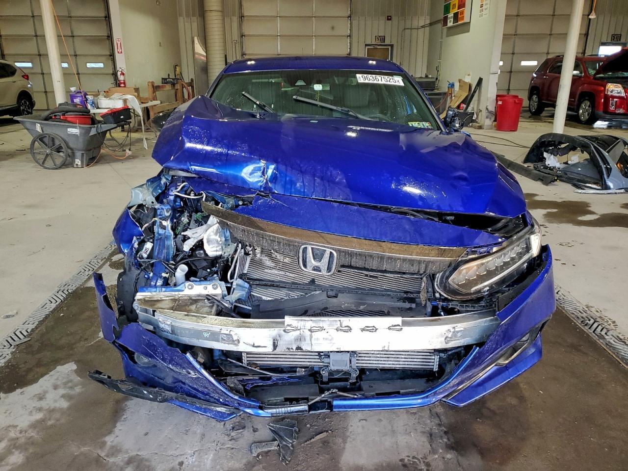 2022 Honda Accord Sport - Image 5