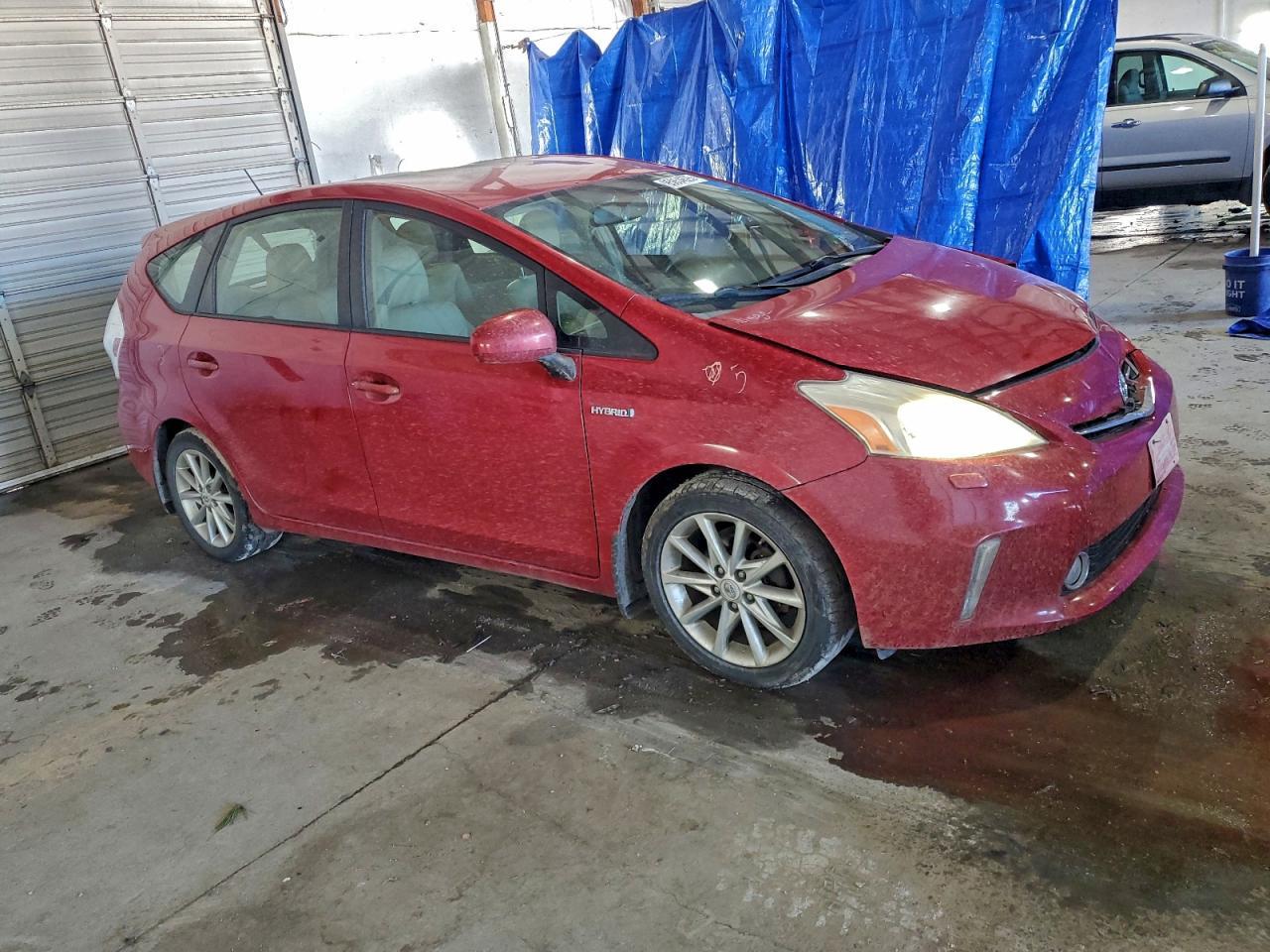 2012 Toyota Prius V - Фото 4
