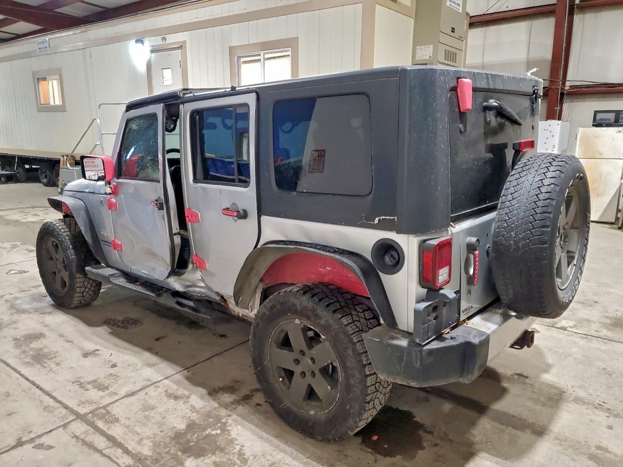 2008 Jeep Wrangler Unlimited Sahara - Фото 2