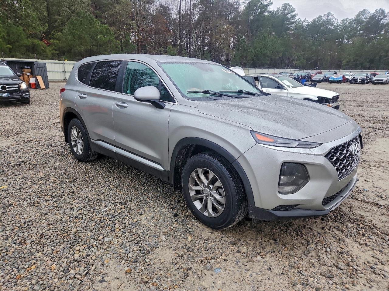 2020 Hyundai Santa Fe Se - Фото 4