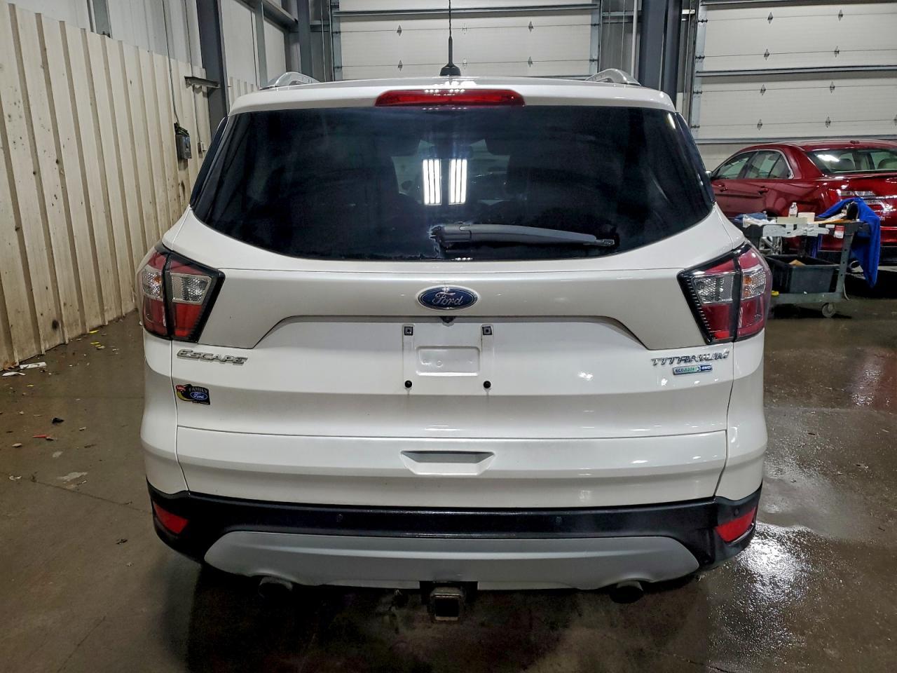 2017 Ford Escape Titanium - Фото 6