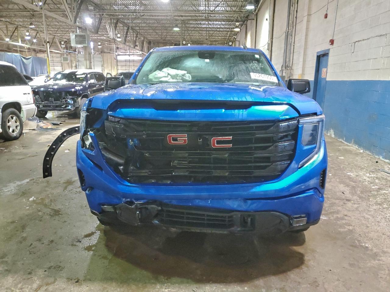 2022 GMC Sierra K1500 Elevation - Фото 5