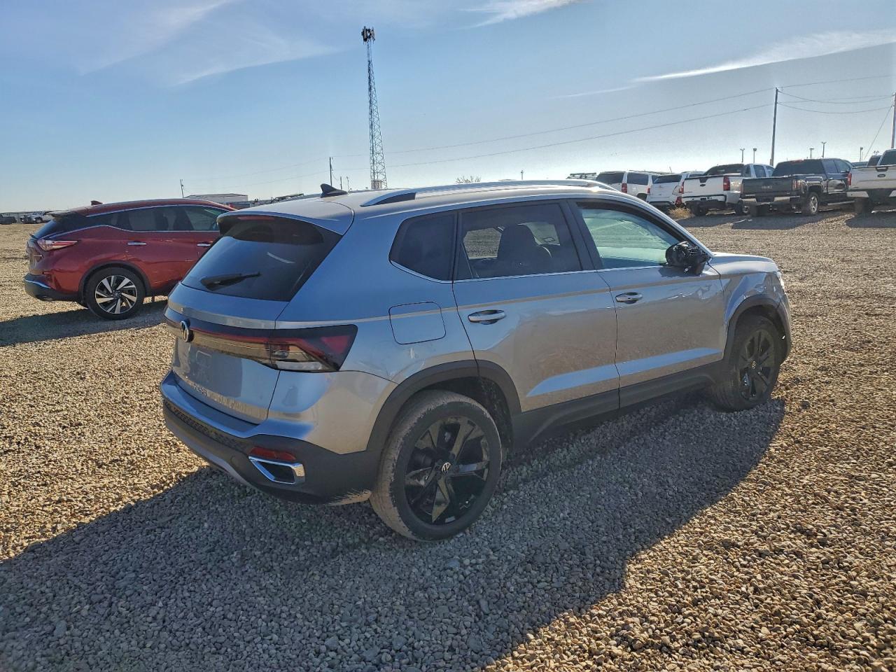 2025 Volkswagen Taos Se - Фото 3