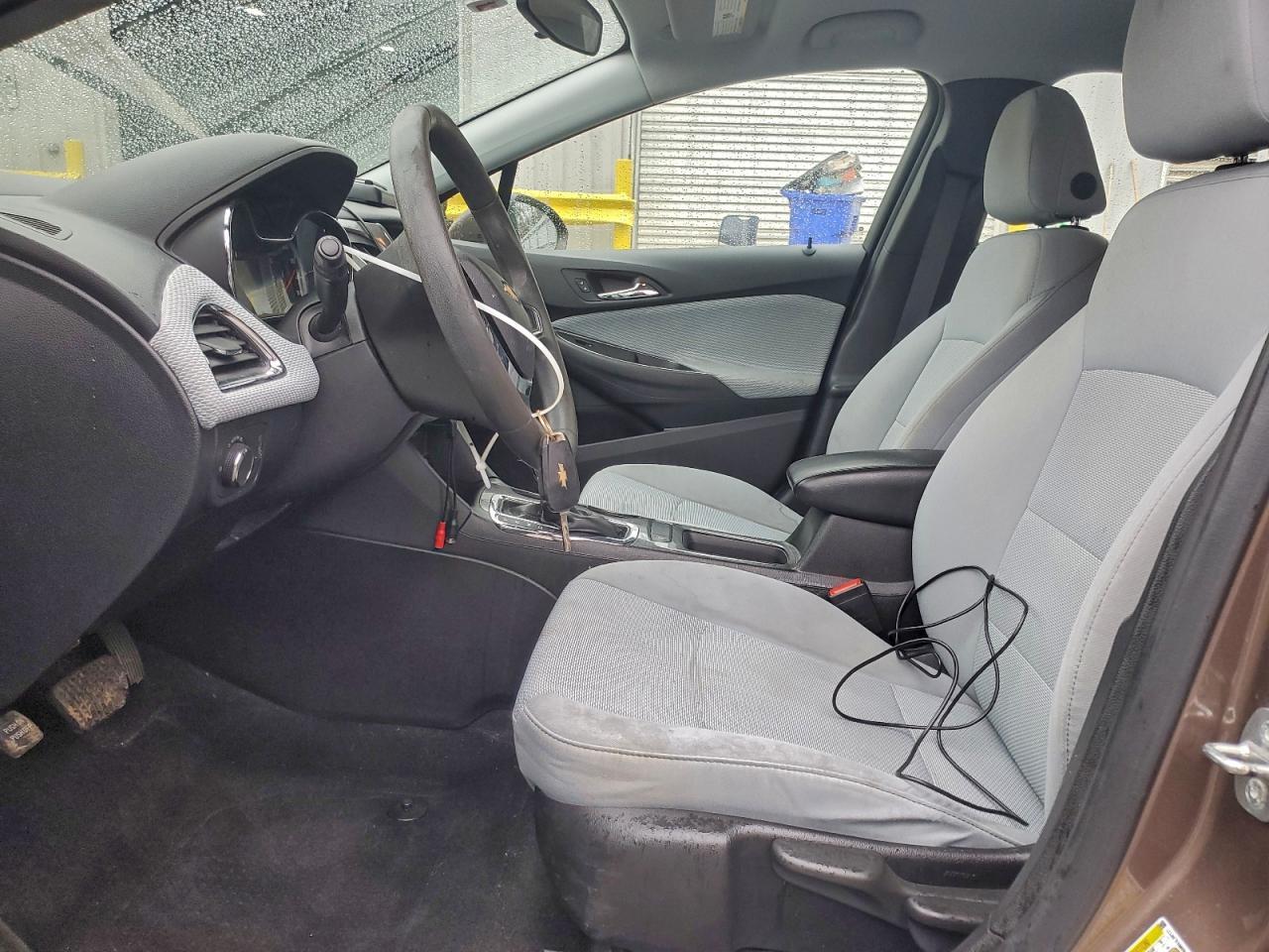 2019 Chevrolet Cruze Ls - Image 7