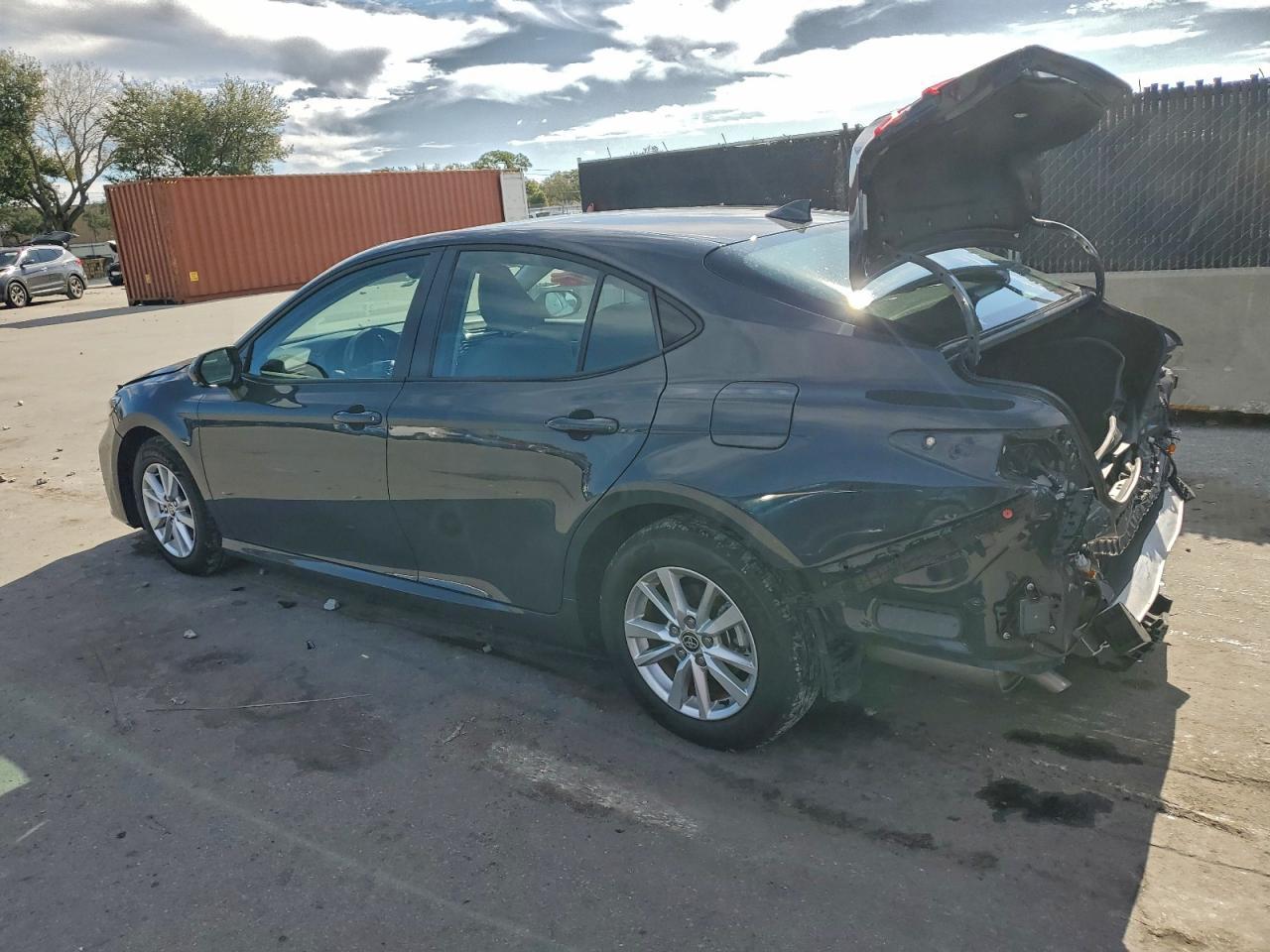 2025 Toyota Camry Xse - Фото 2