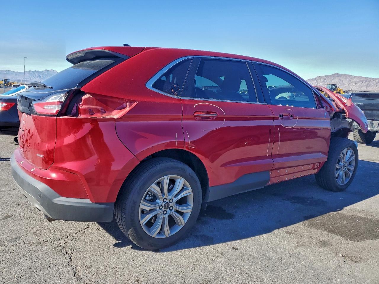 2023 Ford Edge Titanium - Фото 3