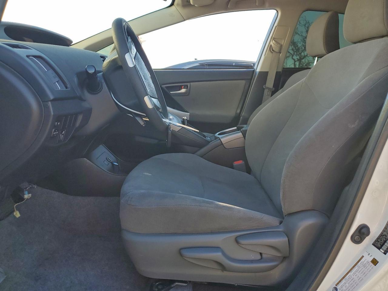 2015 Toyota Prius - Фото 7