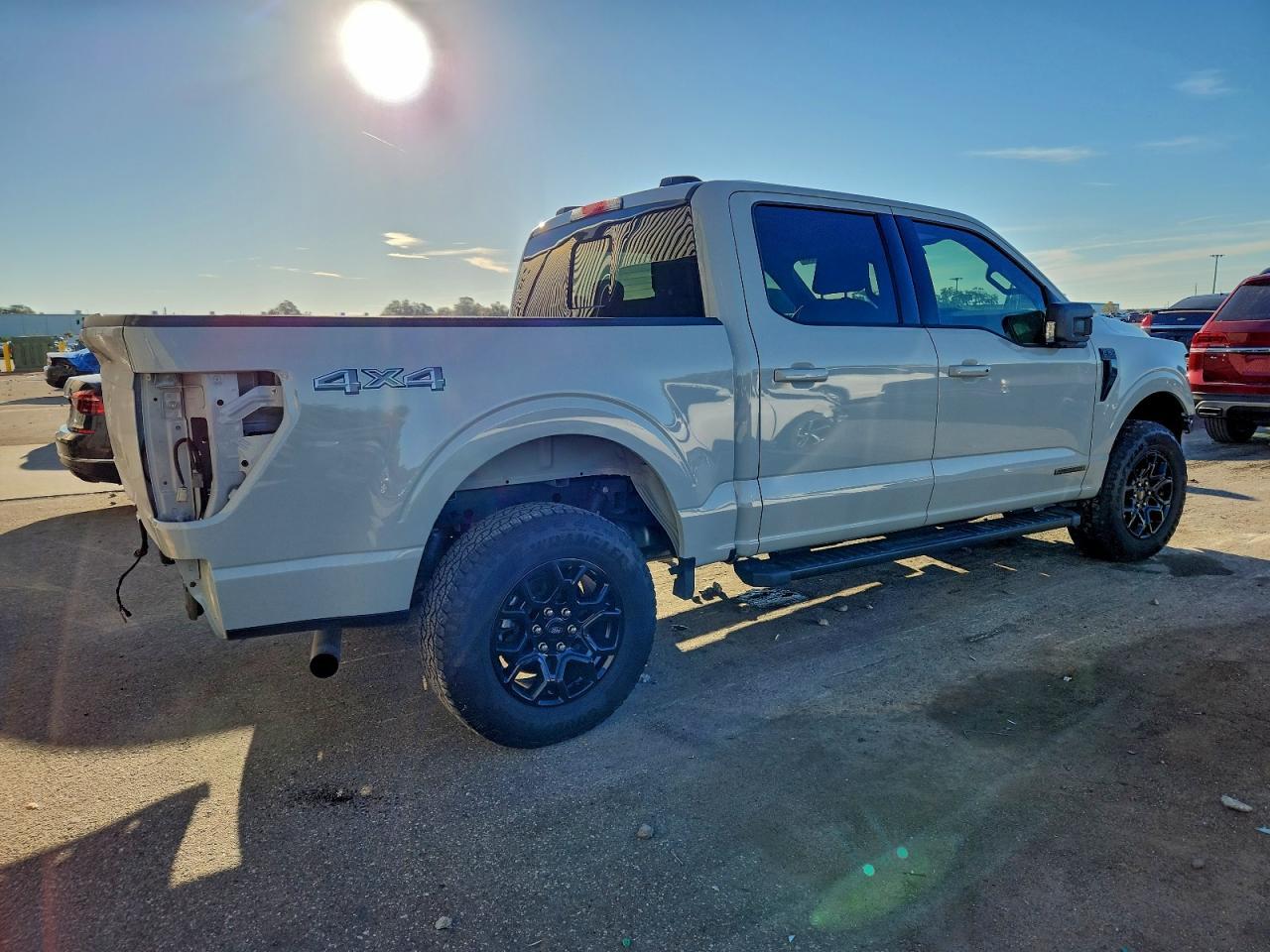 2024 Ford F150 Xlt - Фото 3