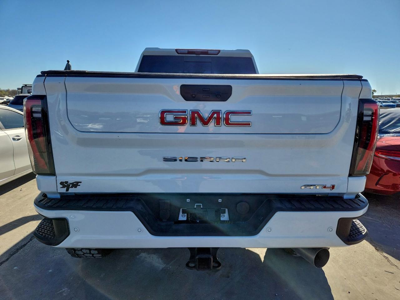 2025 GMC Sierra K3500 At4 - Фото 6