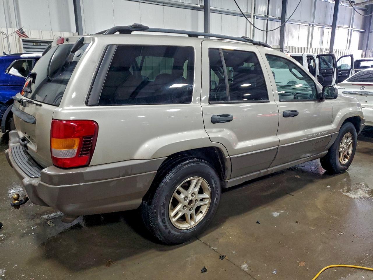 2003 Jeep Grand Cherokee Laredo - Image 3