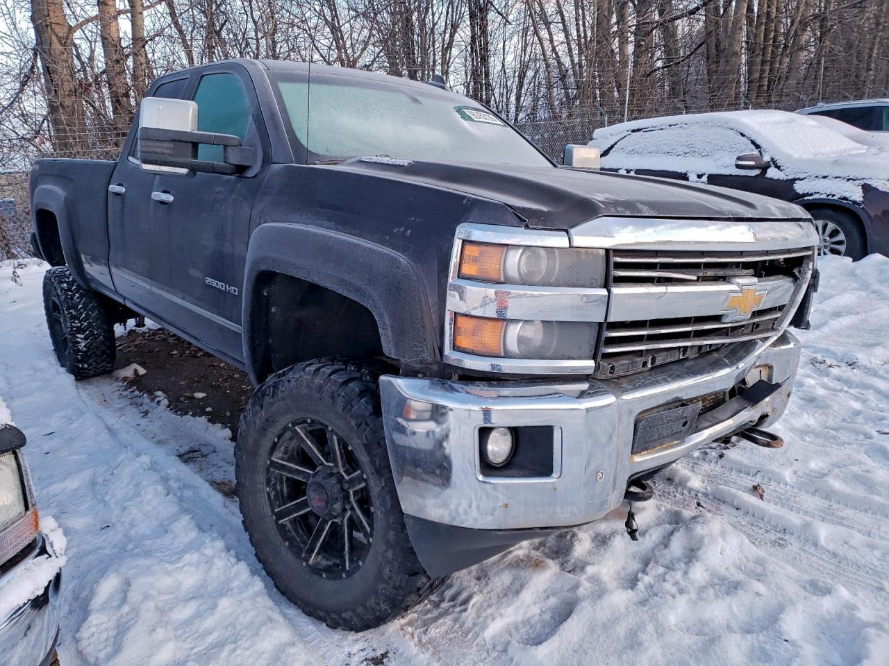 2015 Chevrolet Silverado K2500 Heavy Duty Ltz - Image 4