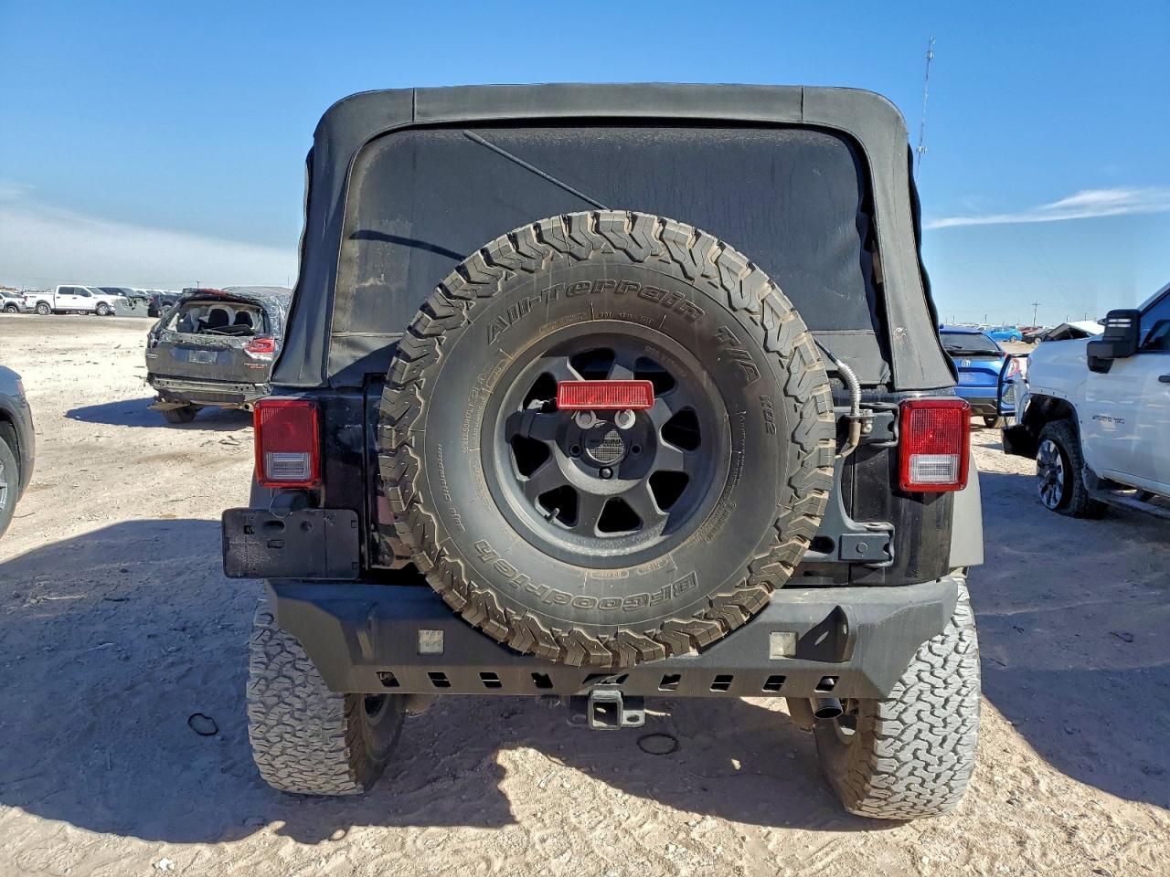 2017 Jeep Wrangler Unlimited Sport - Фото 6