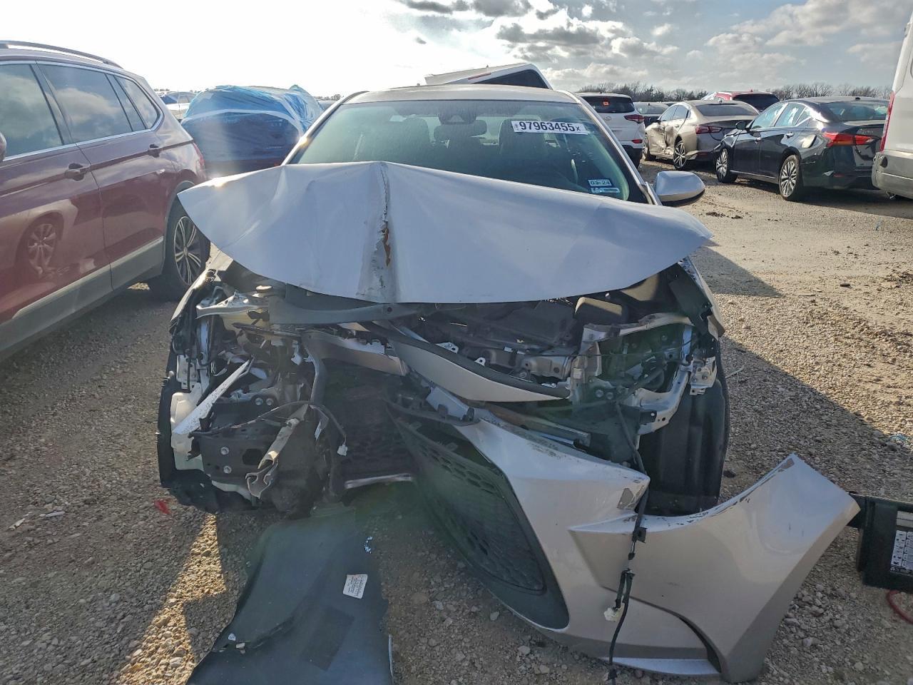 2020 Toyota Corolla Le - Фото 5