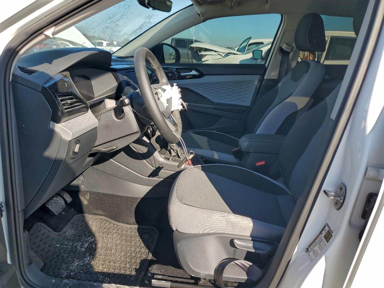 2024 Volkswagen Taos S - Фото 7