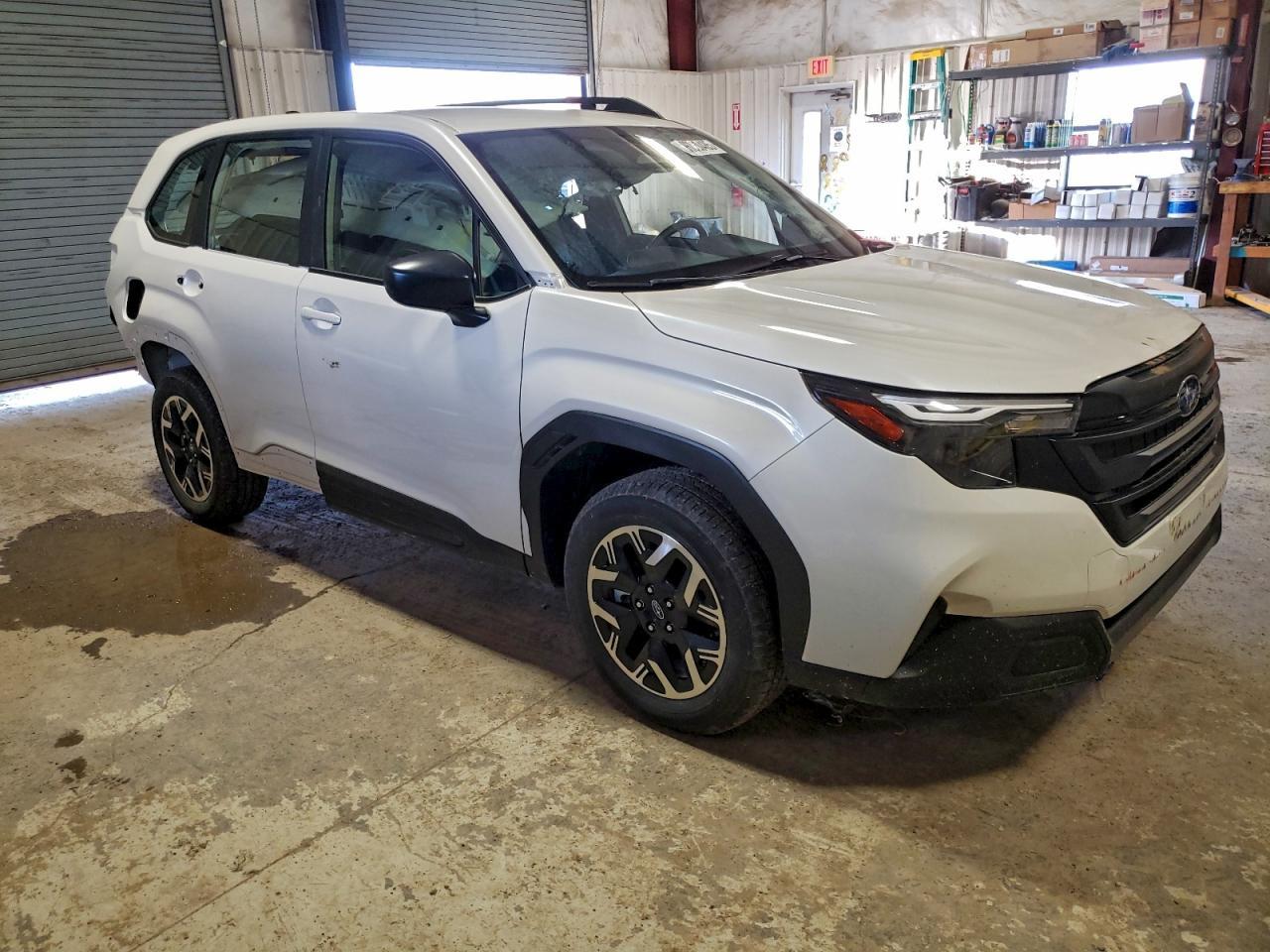 2025 Subaru Forester - Фото 4