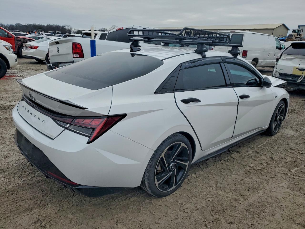 2022 Hyundai Elantra N Line - Image 3