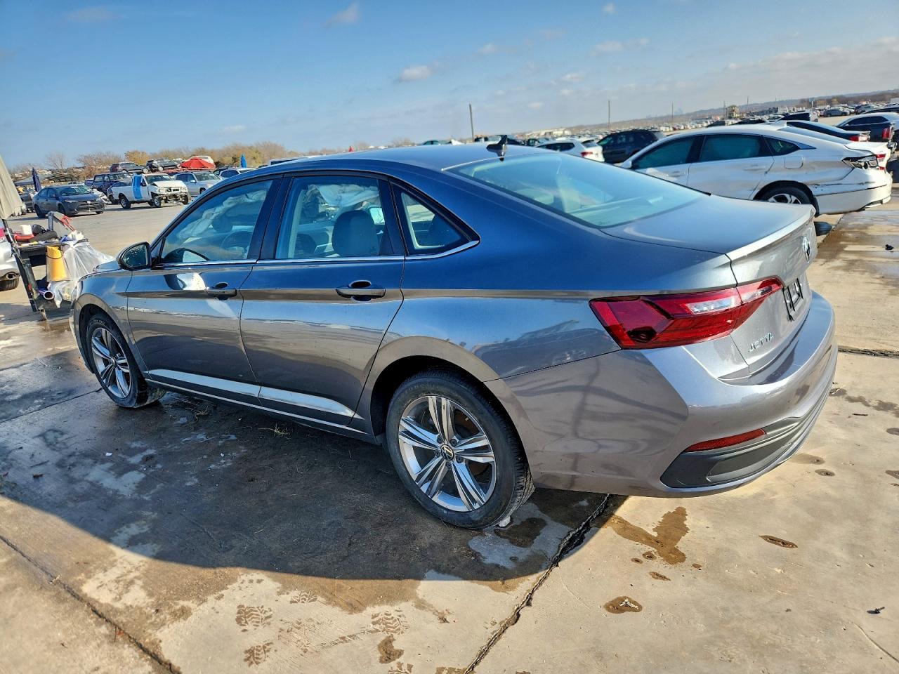 2024 Volkswagen Jetta 1.5T Se - Image 2