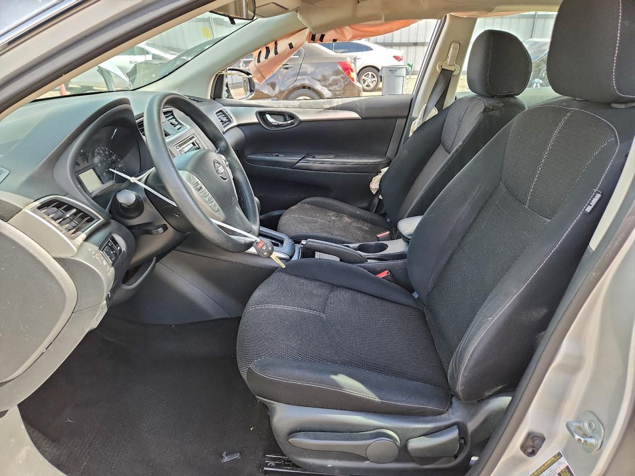 2016 Nissan Sentra S - Image 7