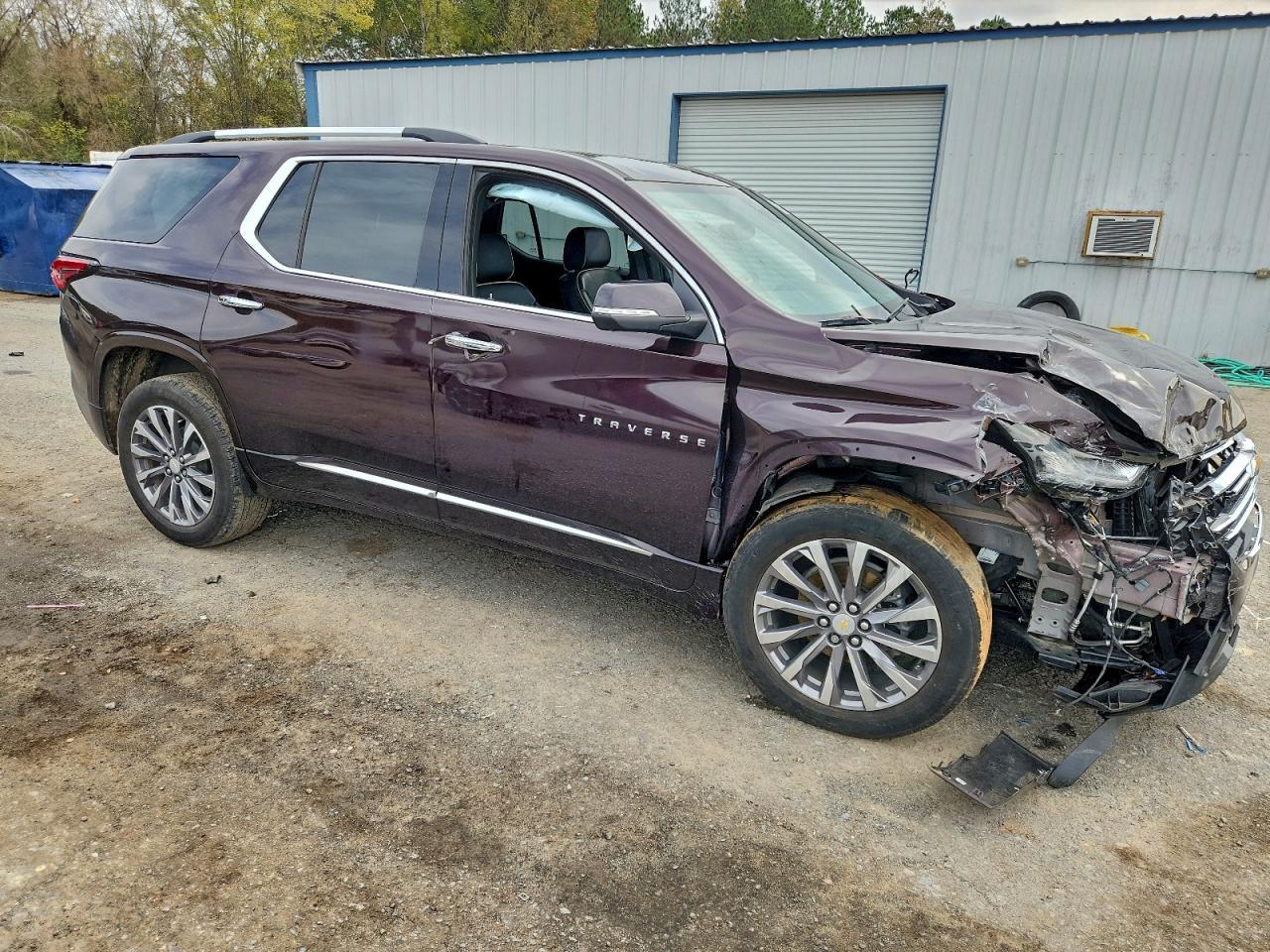 2023 Chevrolet Traverse Premier - Фото 4