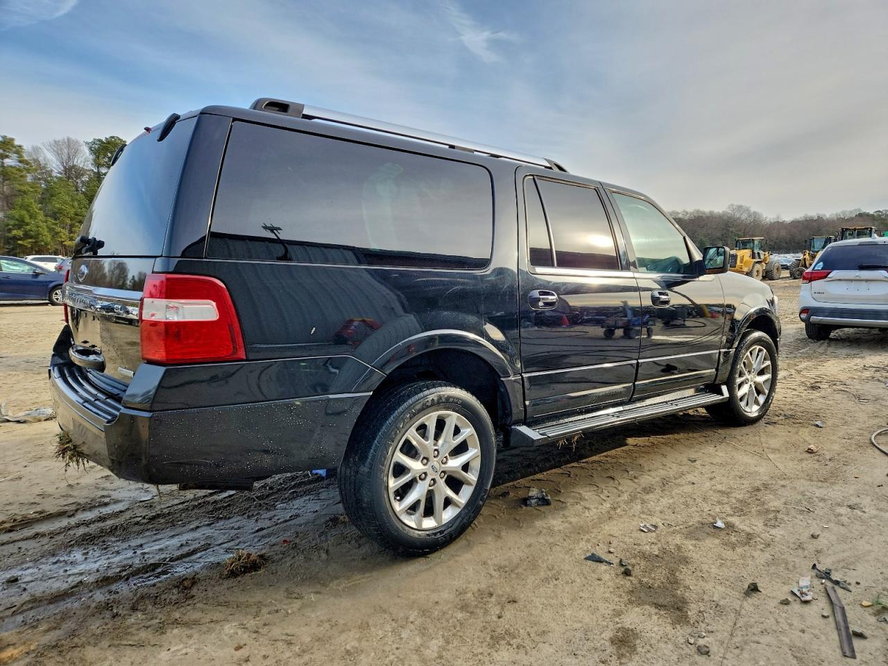2017 Ford Expedition El Limited - Image 3
