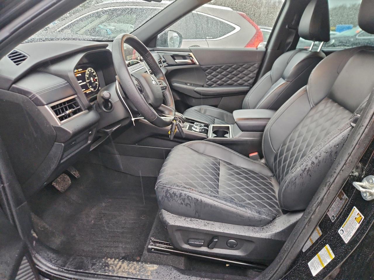 2023 Mitsubishi Outlander Sel - Фото 7