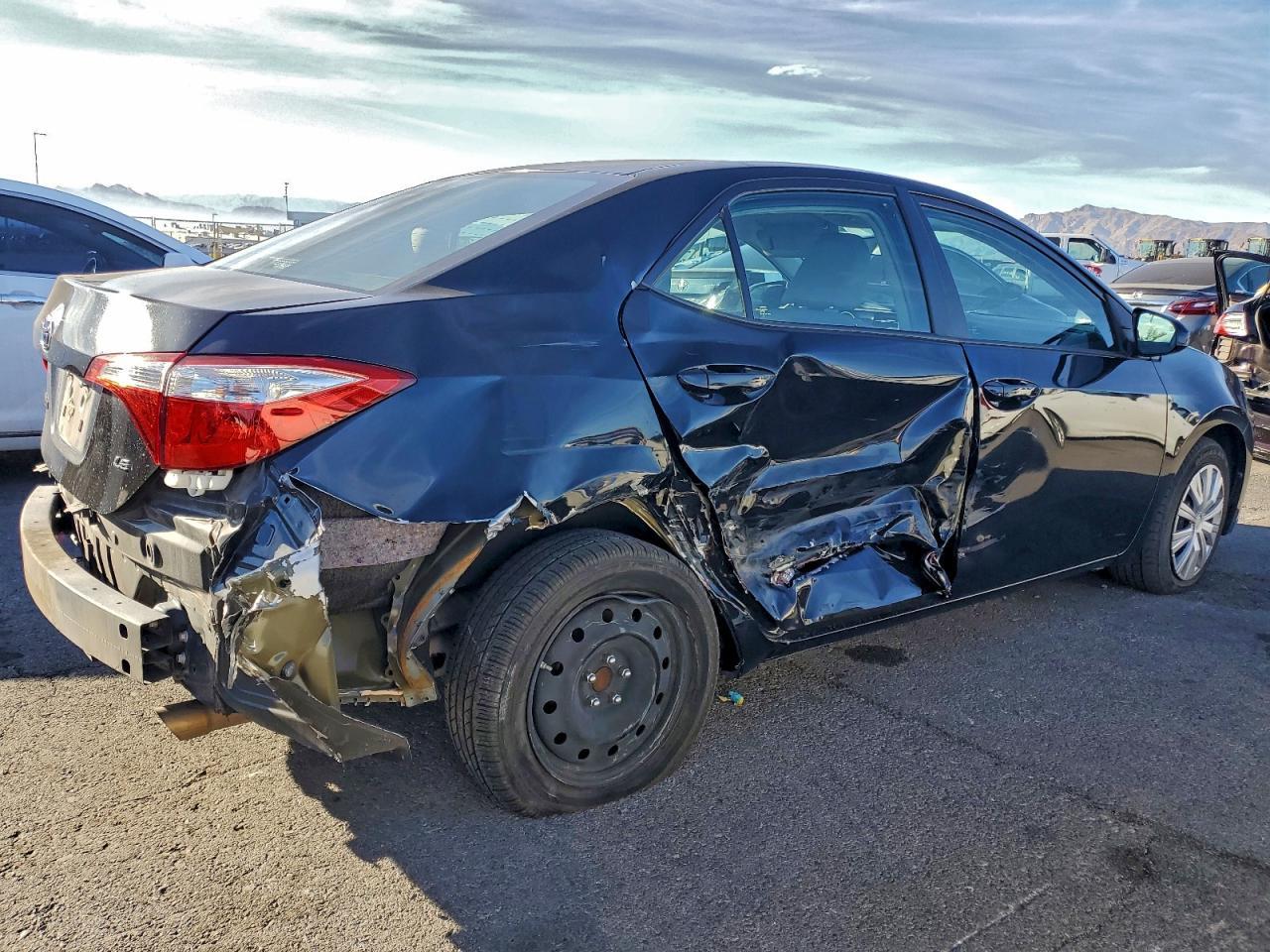 2016 Toyota Corolla L - Фото 3