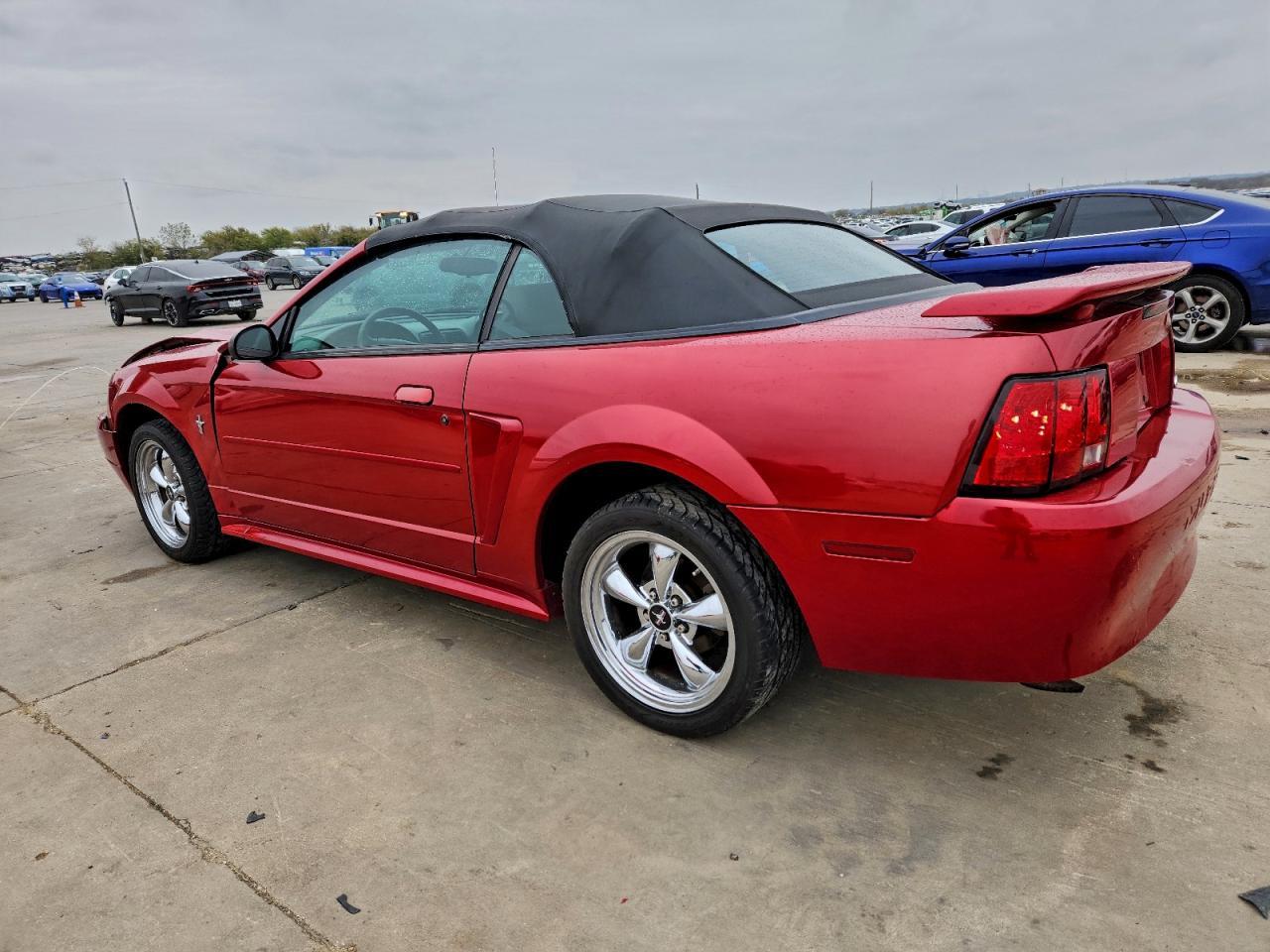 2000 Ford Mustang - Фото 2