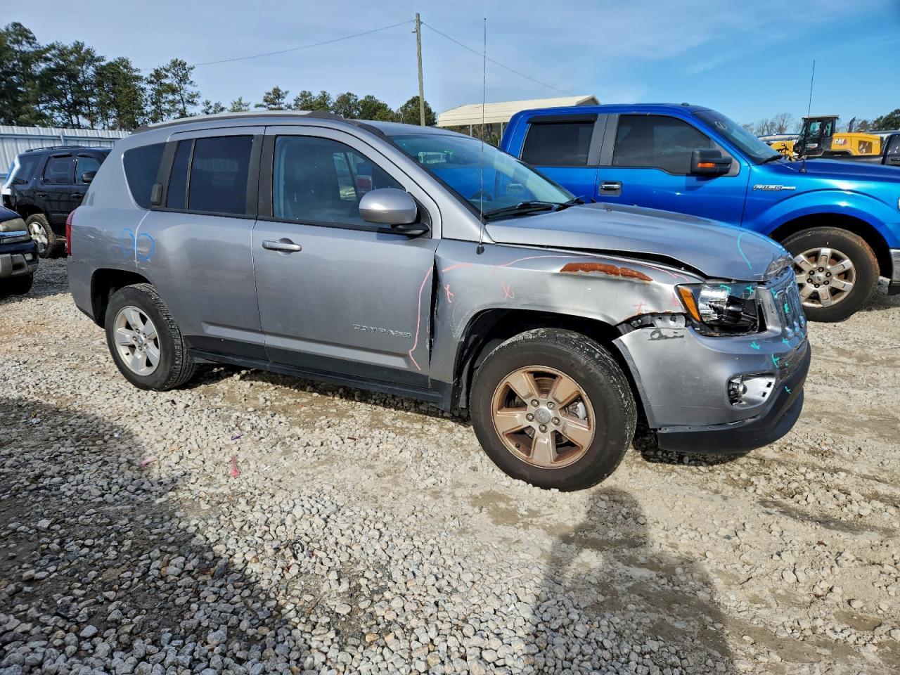 2016 Jeep Compass Latitude - Фото 4