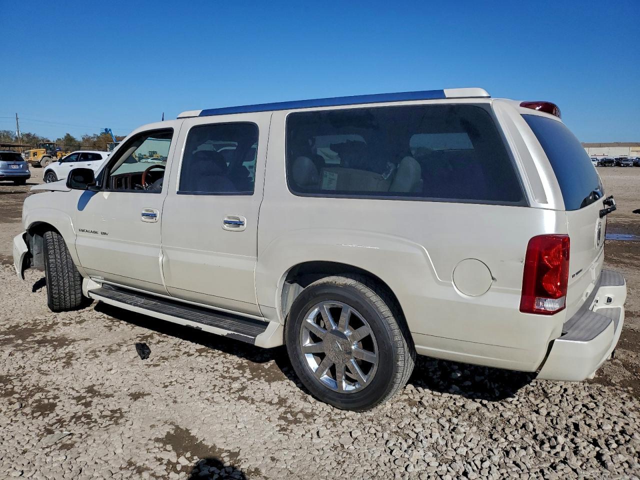 2005 Cadillac Escalade Esv - Фото 2