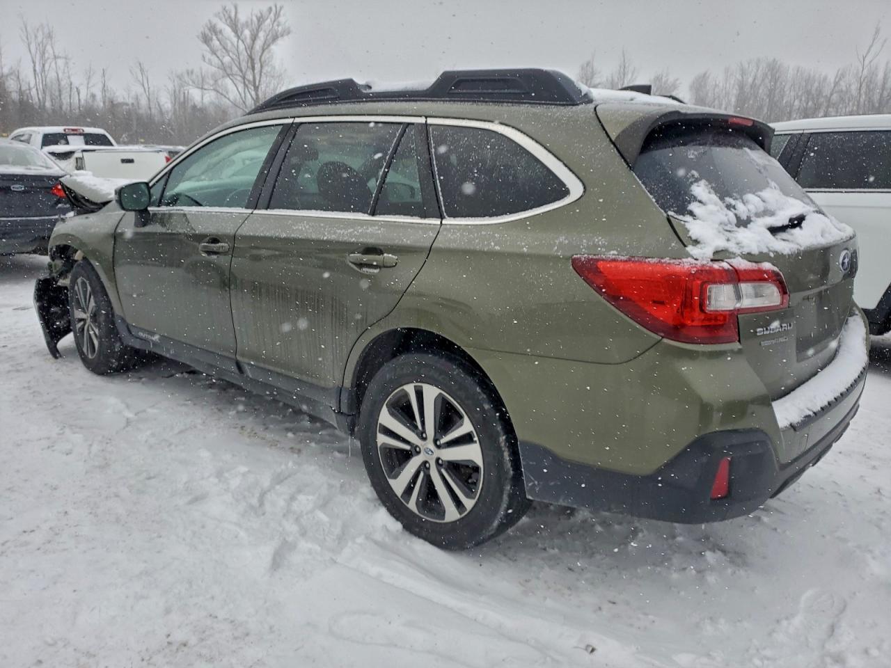 2018 Subaru Outback 2.5I Limited - Image 2