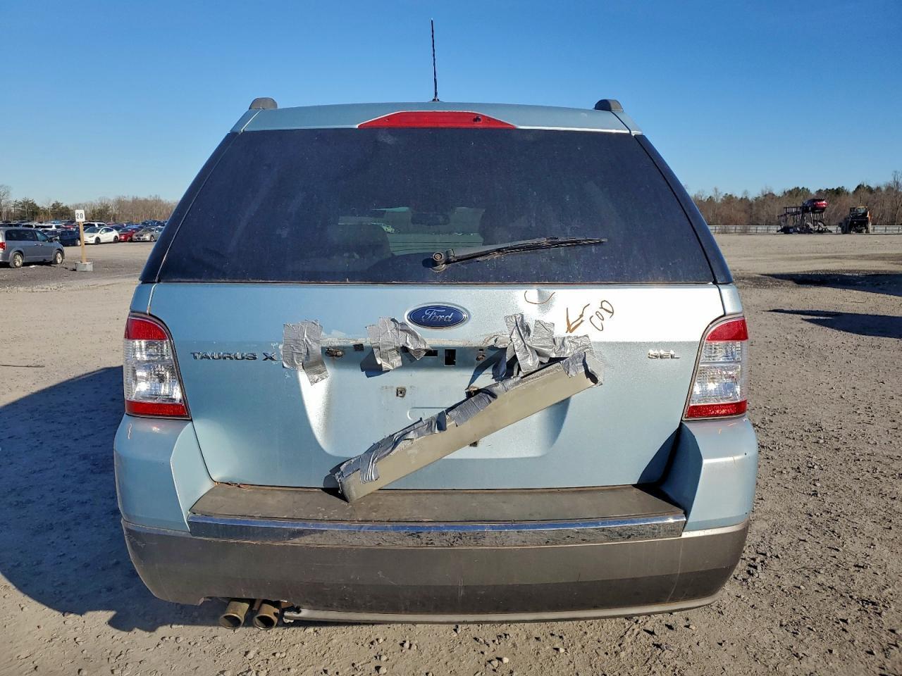 2008 Ford Taurus X Sel - Image 6