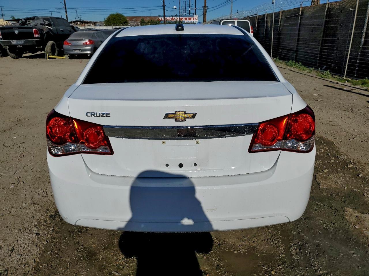 2016 Chevrolet Cruze Limited Ls - Image 6