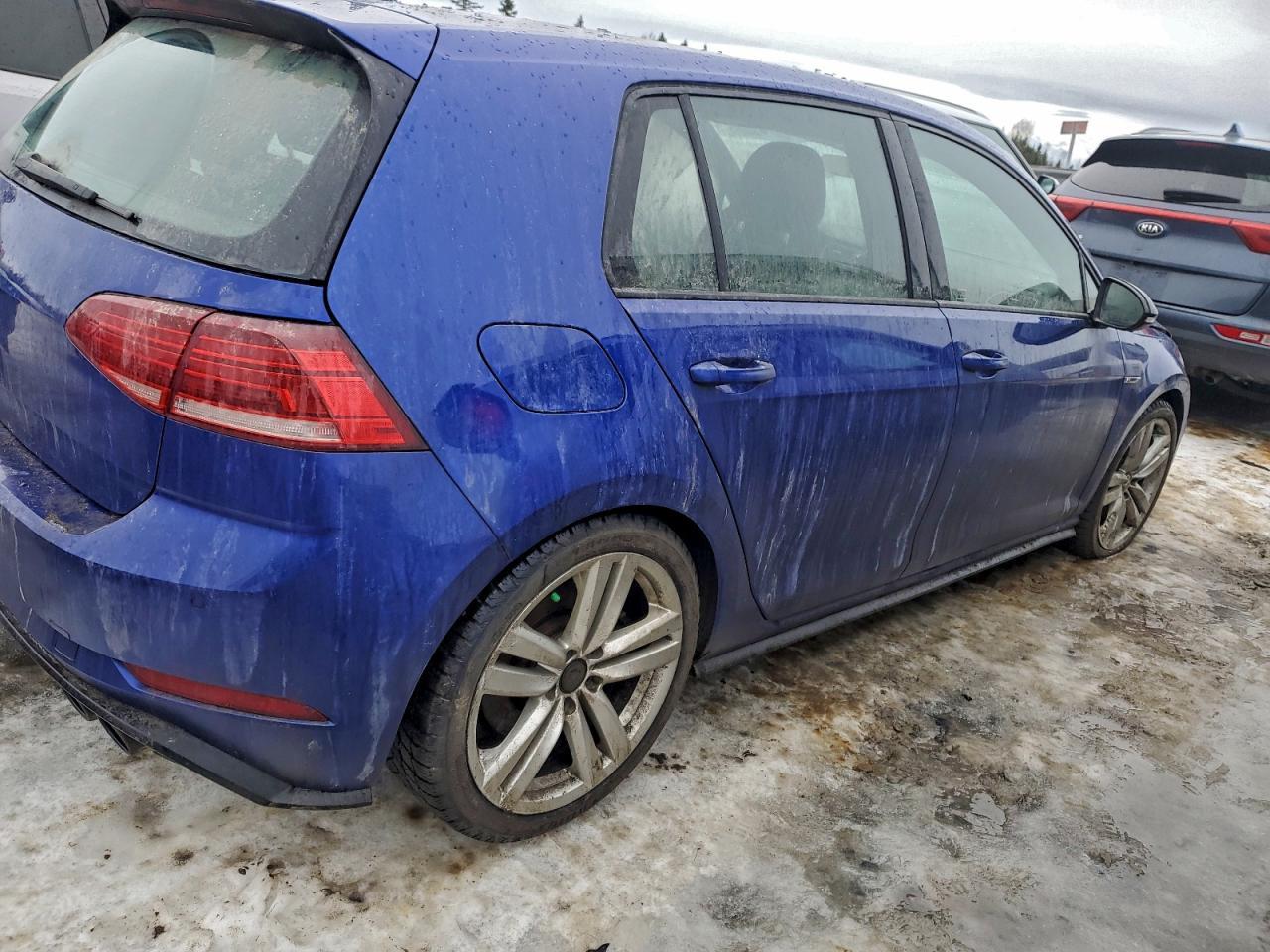 2018 Volkswagen Golf R - Image 3