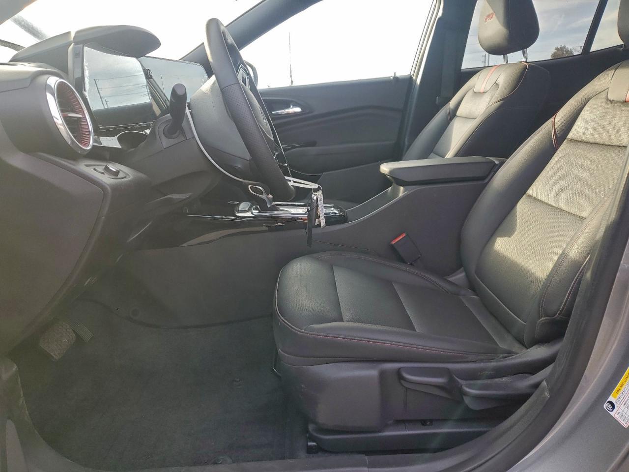 2025 Chevrolet Trax 2Rs - Image 7