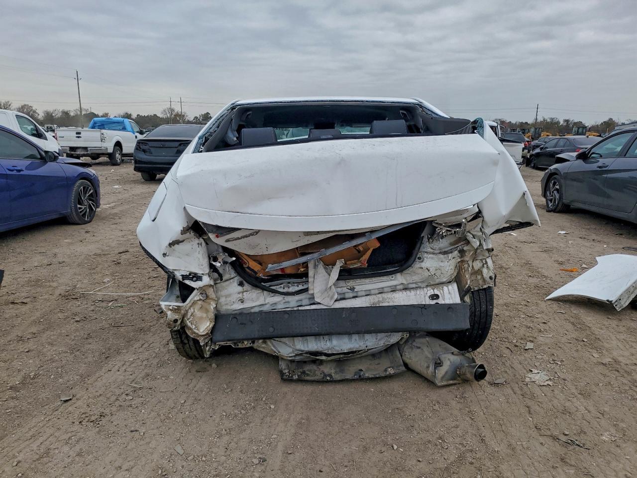 2014 Toyota Camry L - Фото 6