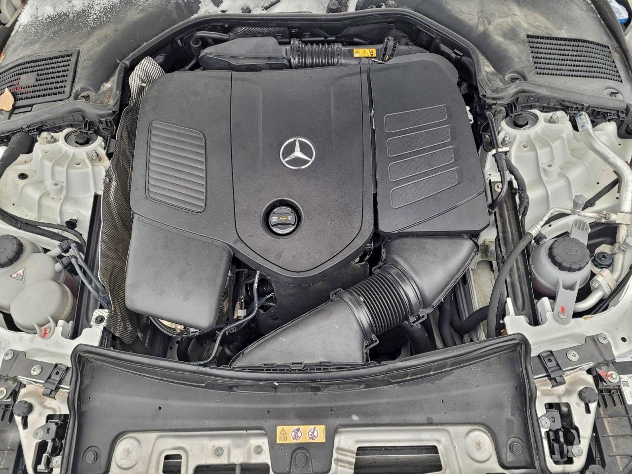 2023 Mercedes-Benz C 300 4Matic - Image 7