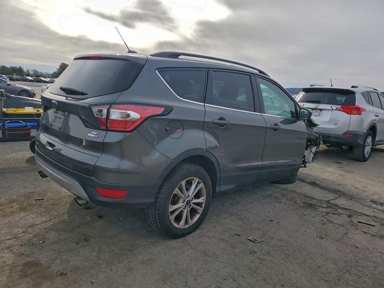 2017 Ford Escape Se - Image 3