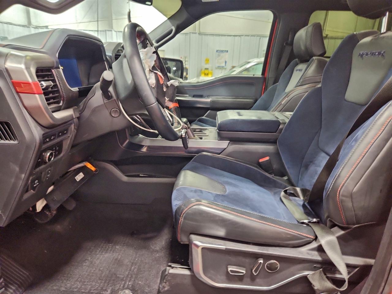 2023 Ford F150 Raptor - Фото 7